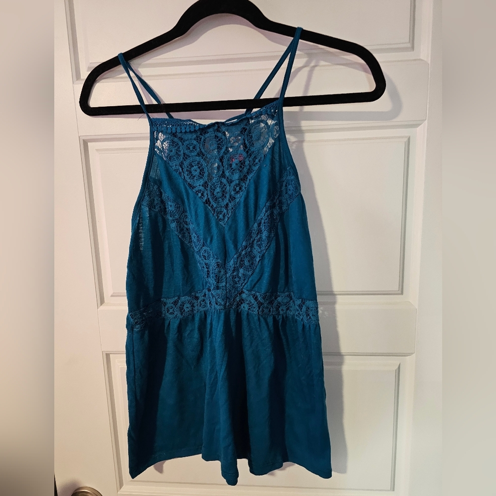 No boundaries teal tank w/lace